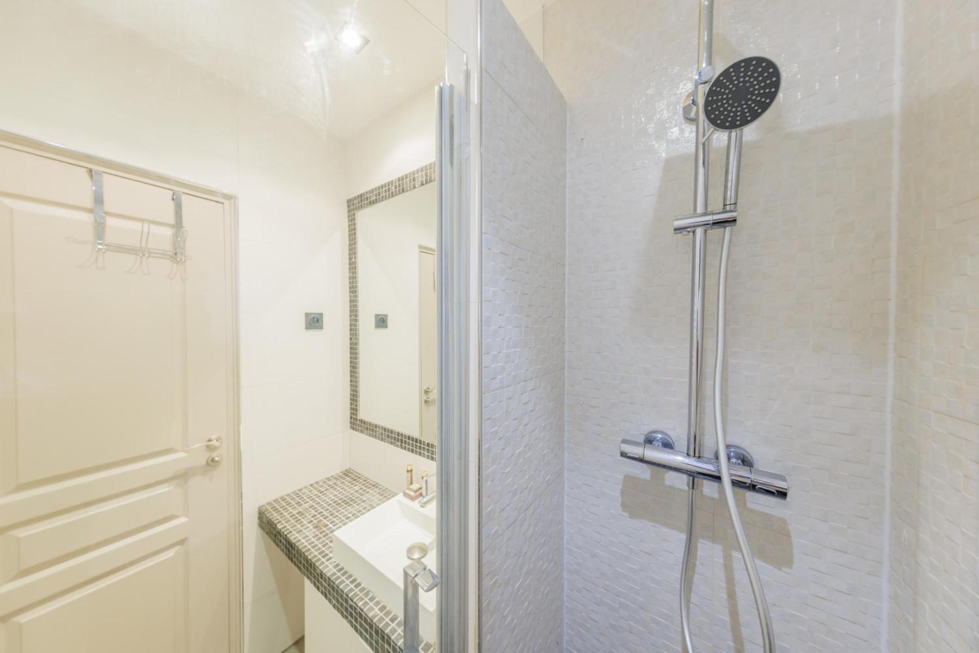 Cmg Residence Saint Lazare باريس المظهر الخارجي الصورة